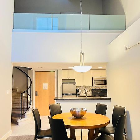 Tyndalstone Lodge 3 Bedroom In The Heart Of Village North 惠斯勒 外观 照片