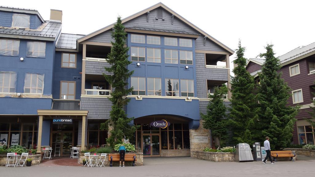 Tyndalstone Lodge 3 Bedroom In The Heart Of Village North 惠斯勒 外观 照片