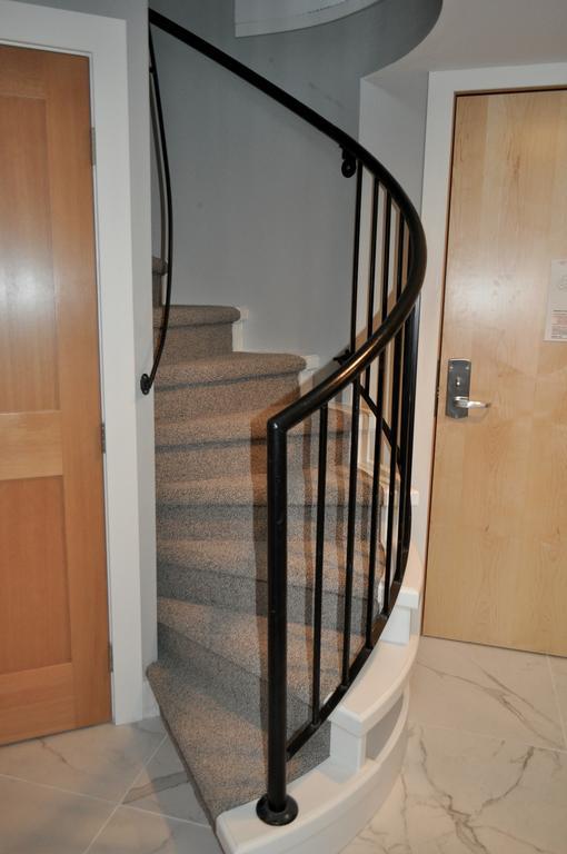 Tyndalstone Lodge 3 Bedroom In The Heart Of Village North 惠斯勒 外观 照片