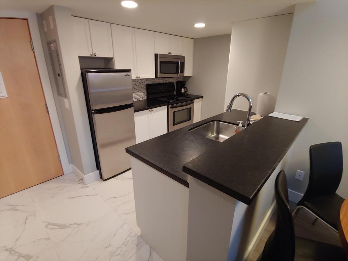 Tyndalstone Lodge 3 Bedroom In The Heart Of Village North 惠斯勒 外观 照片